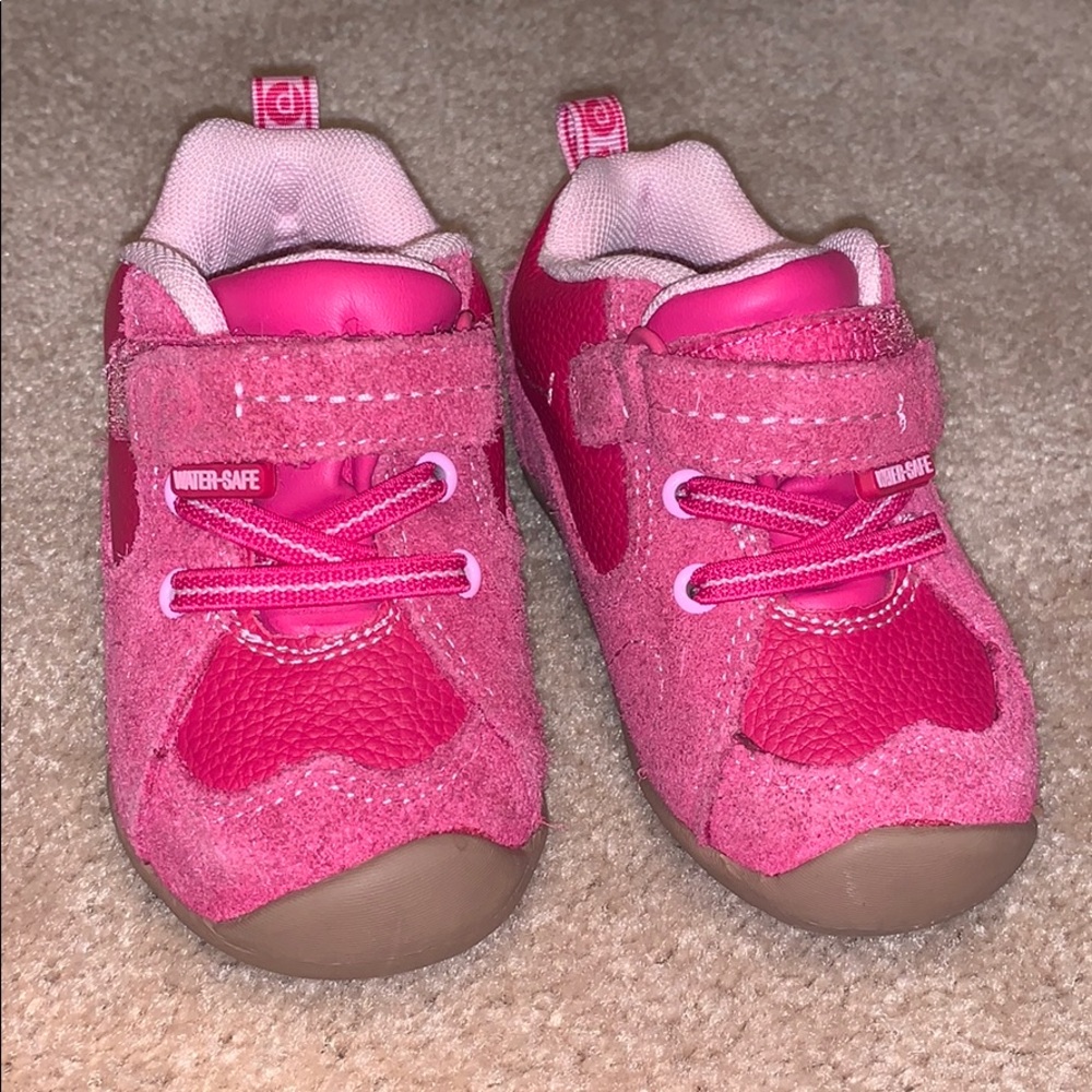 Toddler girl PediPed sneaker/boots.